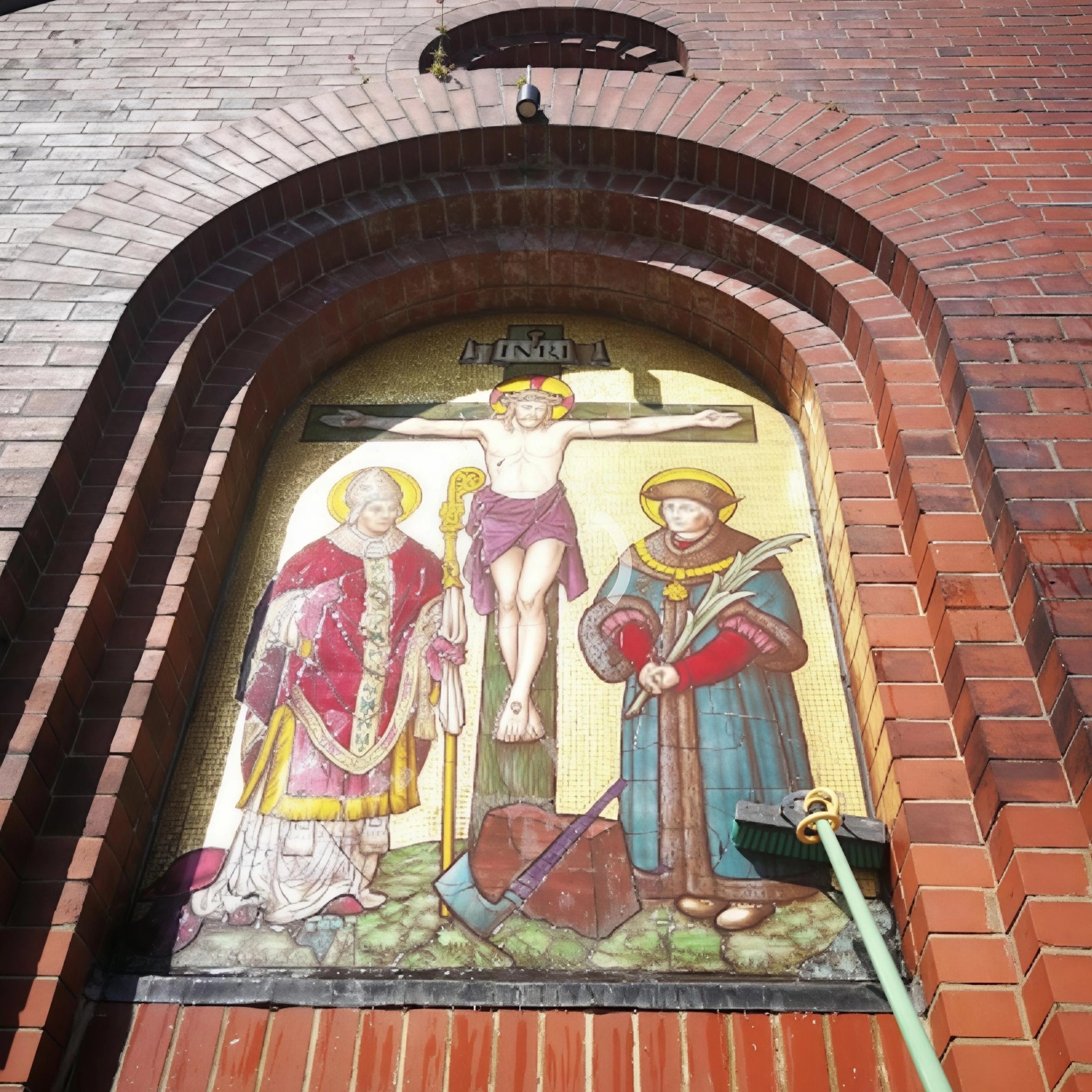 Church mosaic exterior cleaning